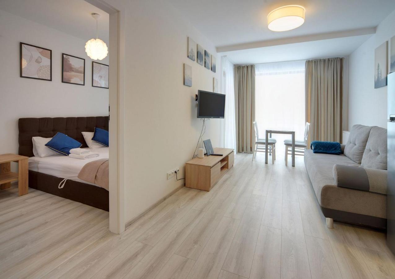 Apart Invest Widok 800 M6 شكلارسكا بوريبا المظهر الخارجي الصورة
